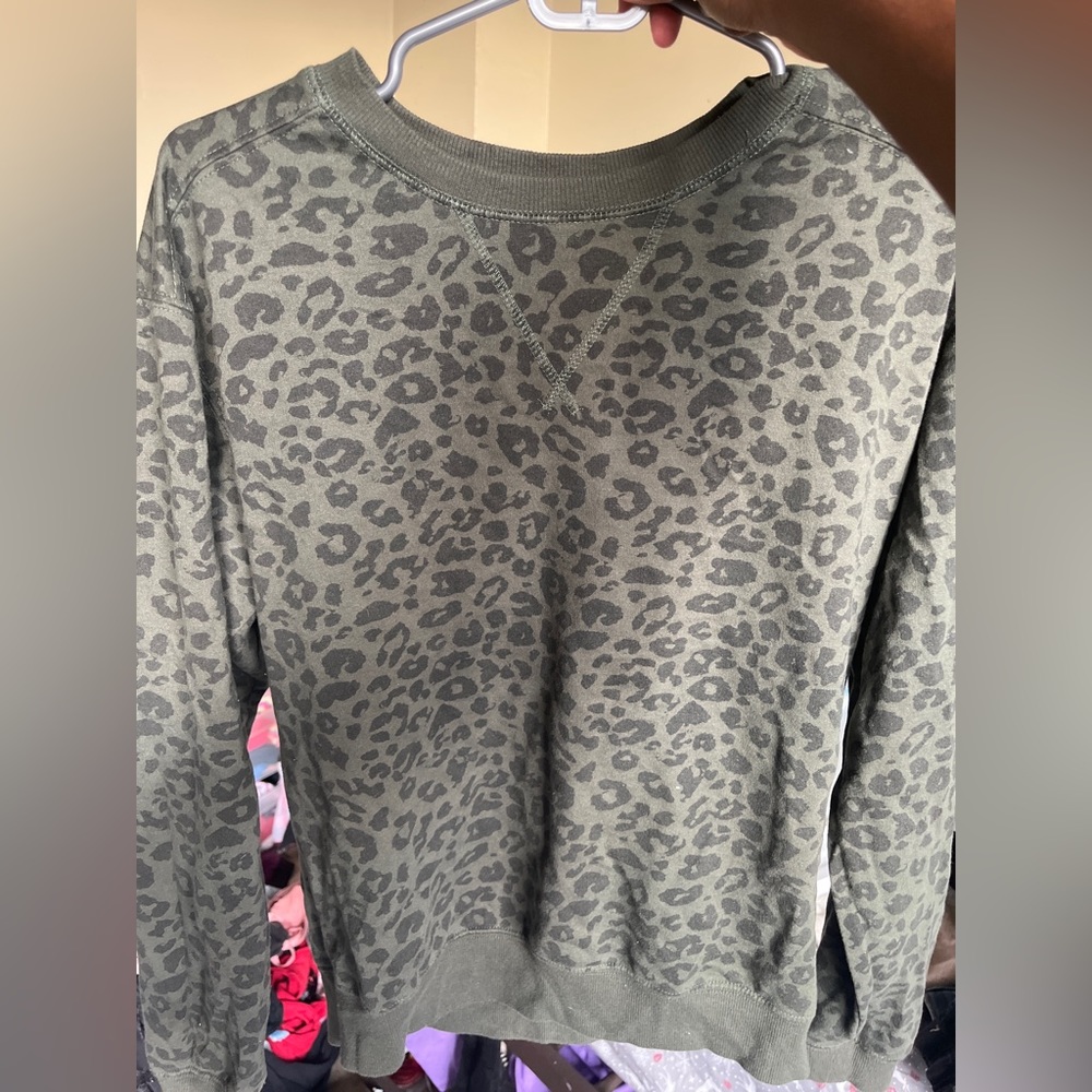 Pink - Victoria Secret Green sweatshirt